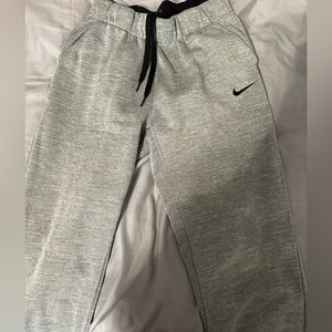 Nike sweatpants. Great condition and well taken care of!